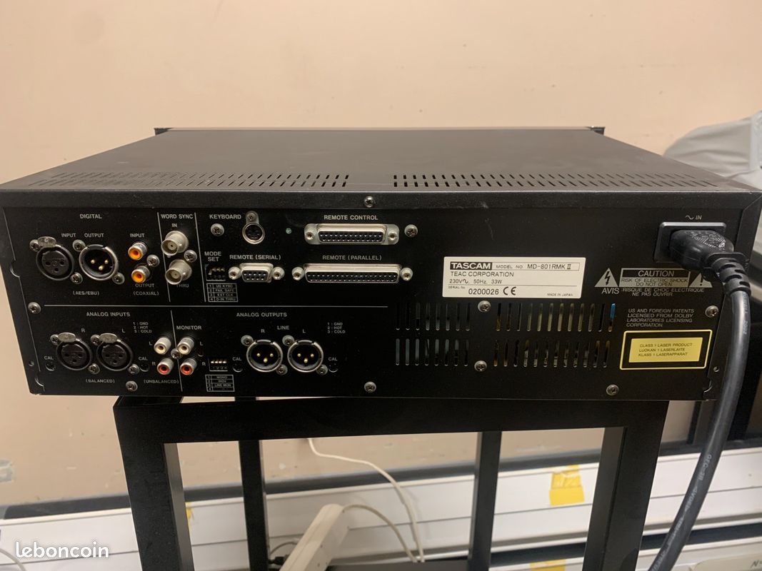 Enregistreur MiniDisc (Rare) - Tascam MD-801R MKII (image 2)