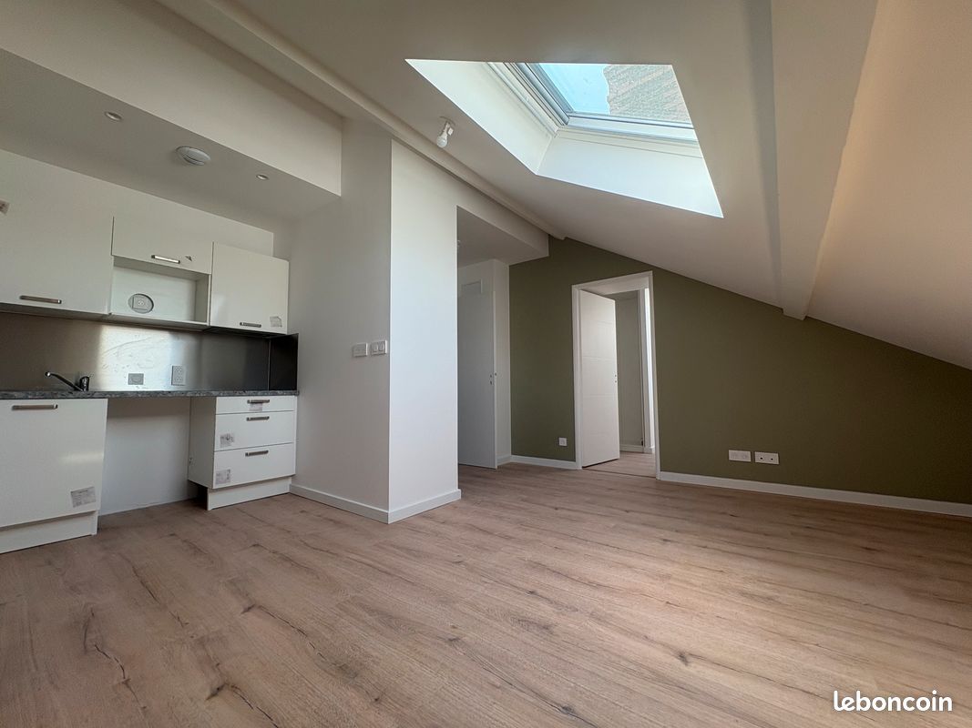 Appartement 2 pièces 31 m² · à Lons-le-Saunier · 30,5 m² · 650 €/mois
