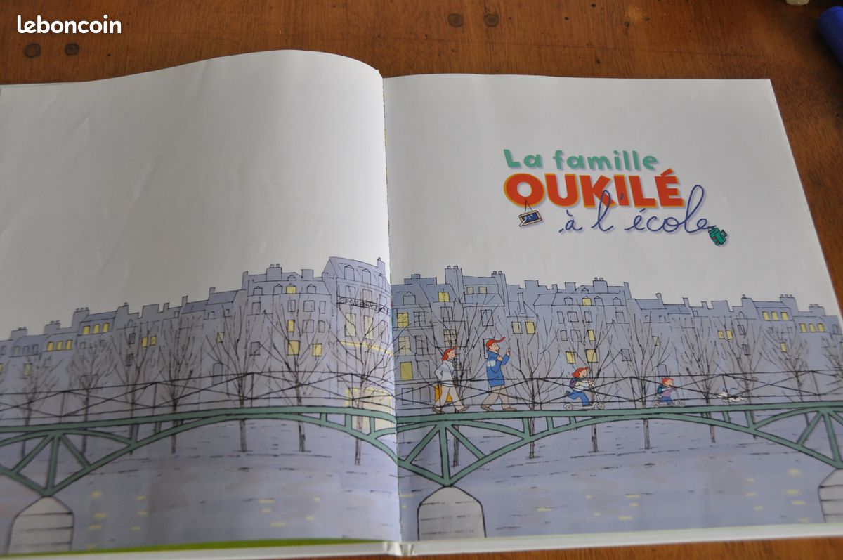 Livre LA FAMILLE OUKILE S'AMUSE type où est Charlie (vero68) (image 5)
