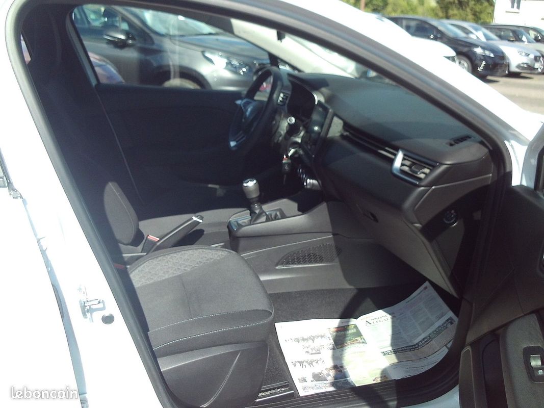 Renault CLIO V 1.5 BLUE DCI 85CH BUSINESS BV6 5 PORTES (image 7)