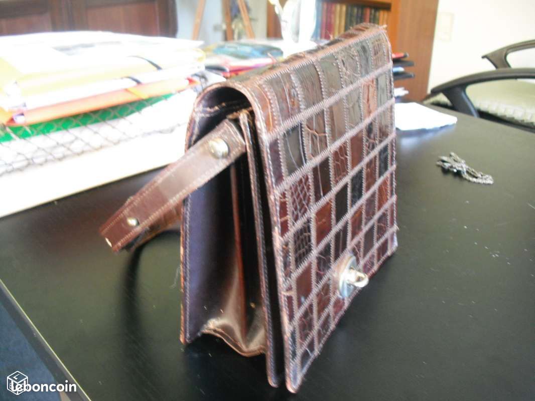 Joli petit sac en croco vintage (image 2)