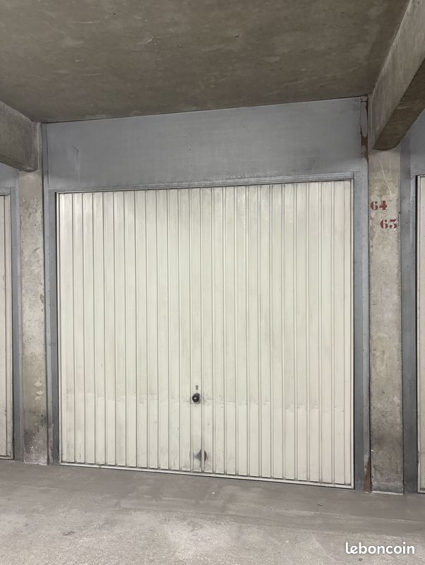 Parking 12 m² · à Lyon · 12 m² · 23 000 €