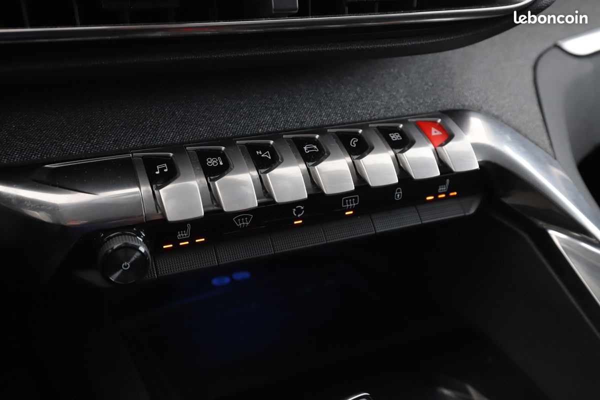 Peugeot 3008 1.2 PureTech Allure Business EAT8 130 ch (image 29)