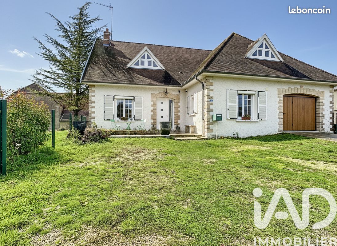 Maison 5 pièces 187 m² · à Gaye · 187 m² · 221 000 €