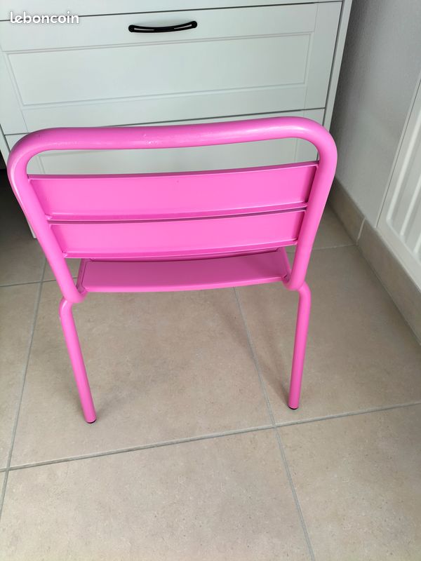 Chaise fuschia (image 3)