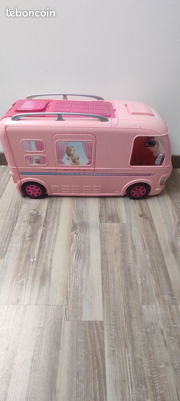 Camping car barbie (image 3)