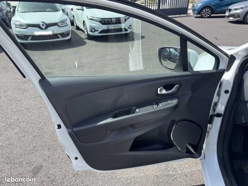 Renault Clio 0.9 TCe 90ch Zen 5p (image 7)