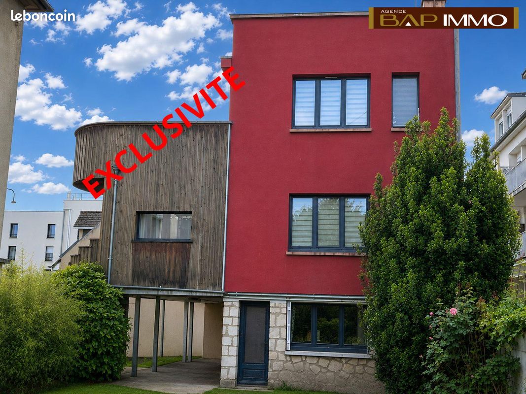 Maison 6 pièces 156 m² · à Lisieux · 156 m² · 379 500 €