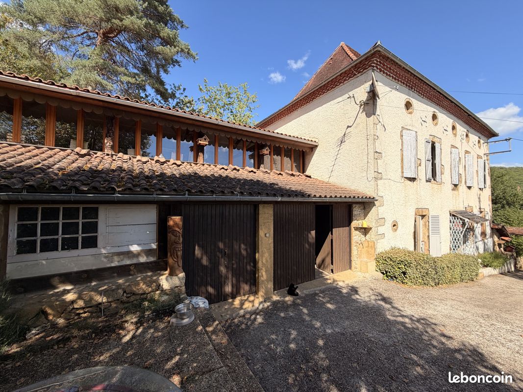 Maison 5 pièces 154 m² · à Figeac · 154 m² · 263 750 €