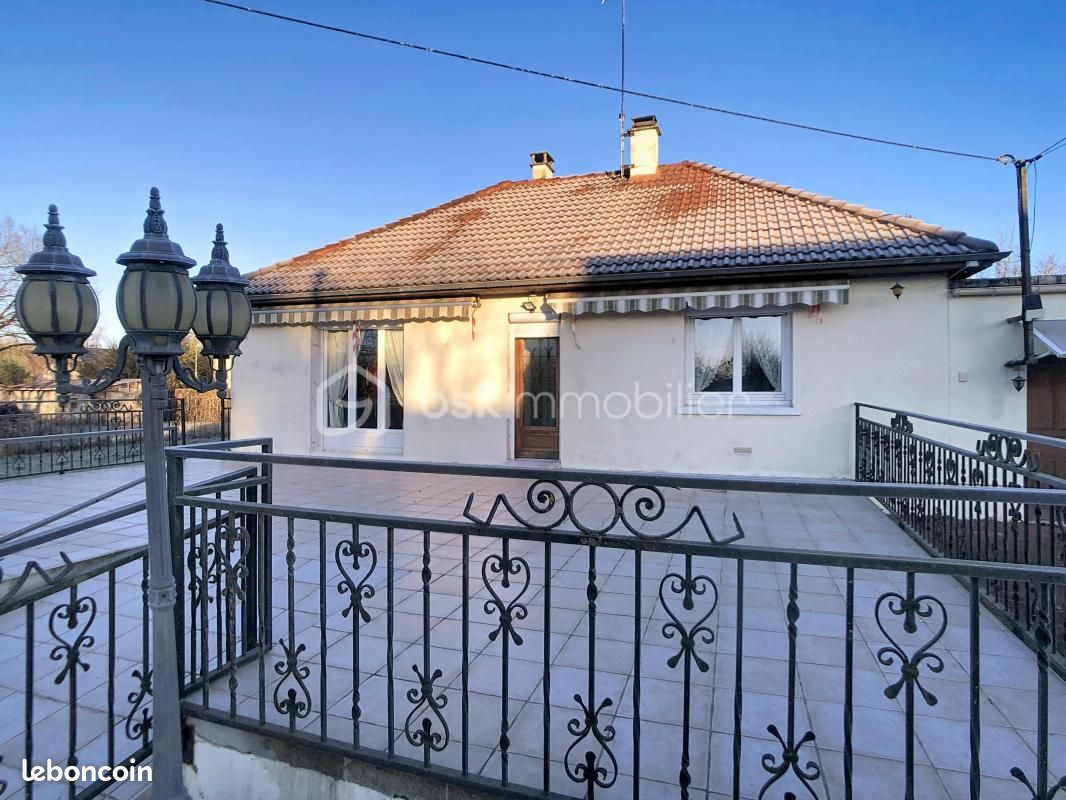 Maison 3 pièces 83 m² · à Charny Orée de Puisaye · 83 m² · 126 000 €