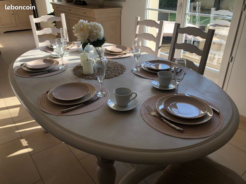 Grande table familiale (image 3)
