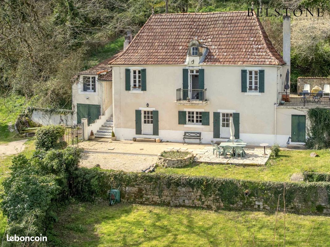 Maison 6 pièces 130 m² · à Lalinde · 130 m² · 294 250 €