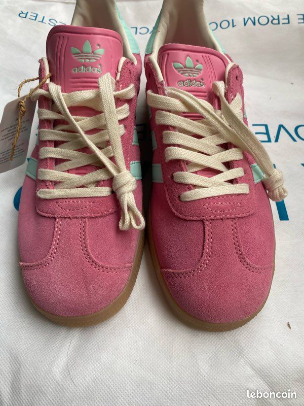 Adidas Gazelle rose 42 - JH6015 Lucid Pink (image 1)
