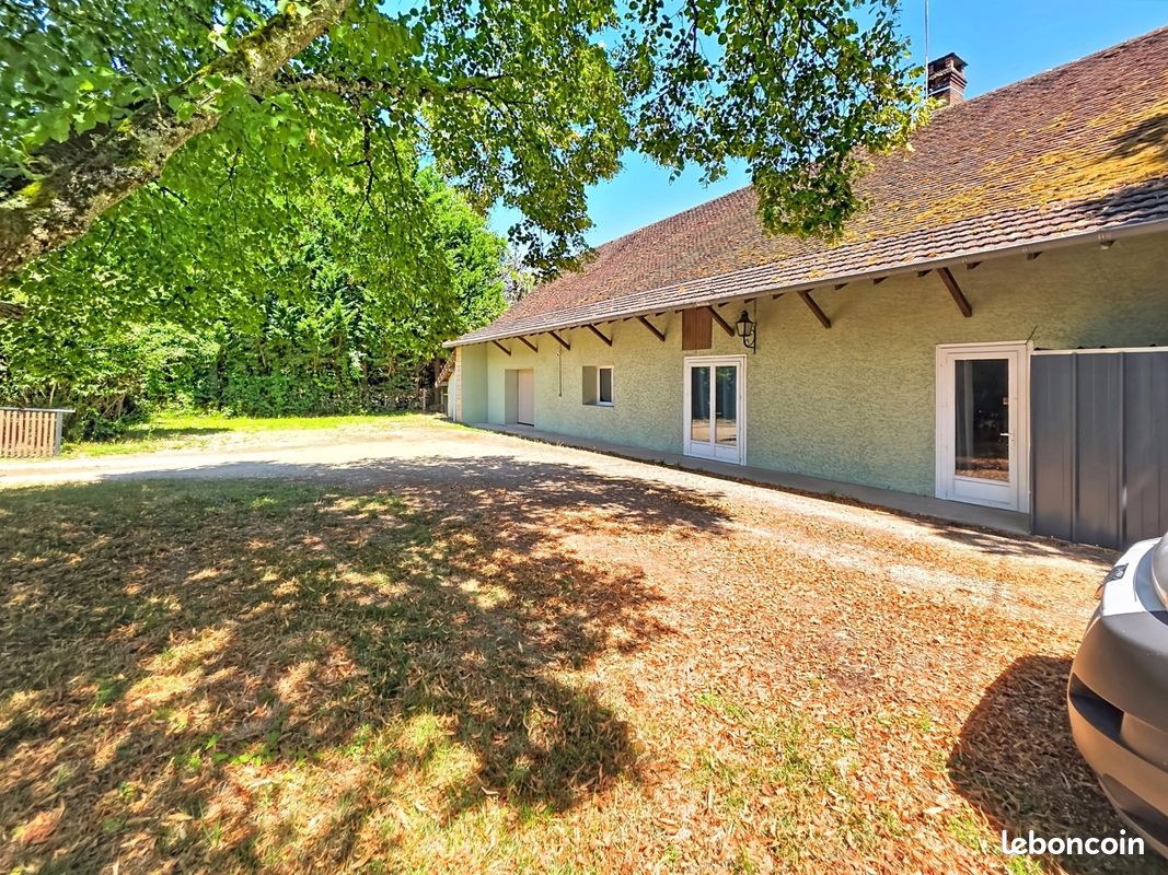 Maison 4 pièces 90 m² · à Savigny-en-Revermont · 90,3 m² · 180 000 €