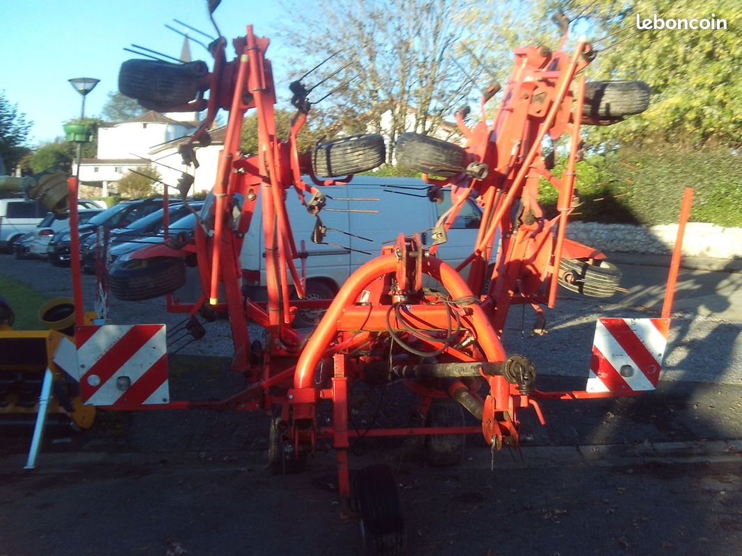Kuhn GF 7702 (image 1)