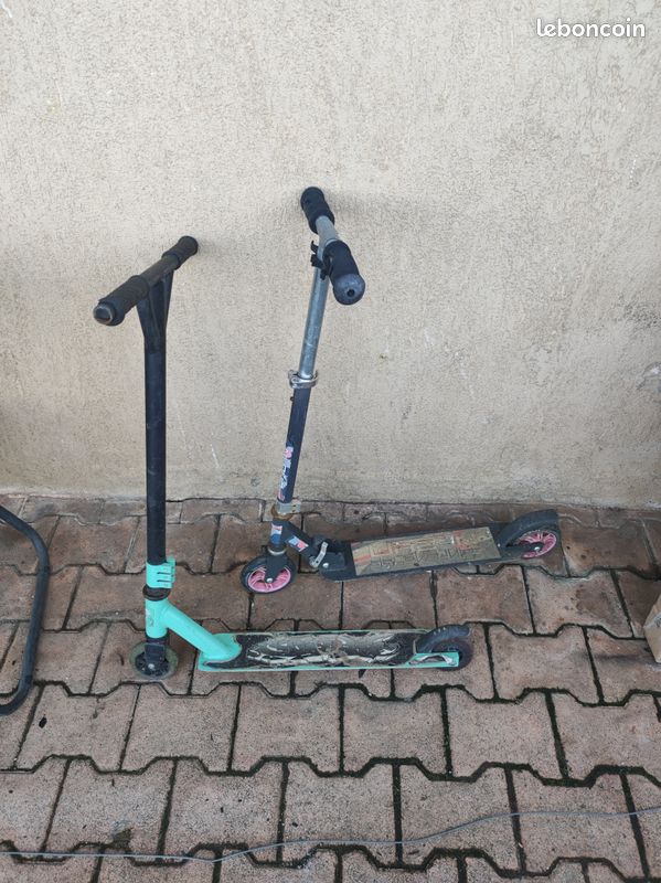 Lot de 3 trottinettes (image 2)
