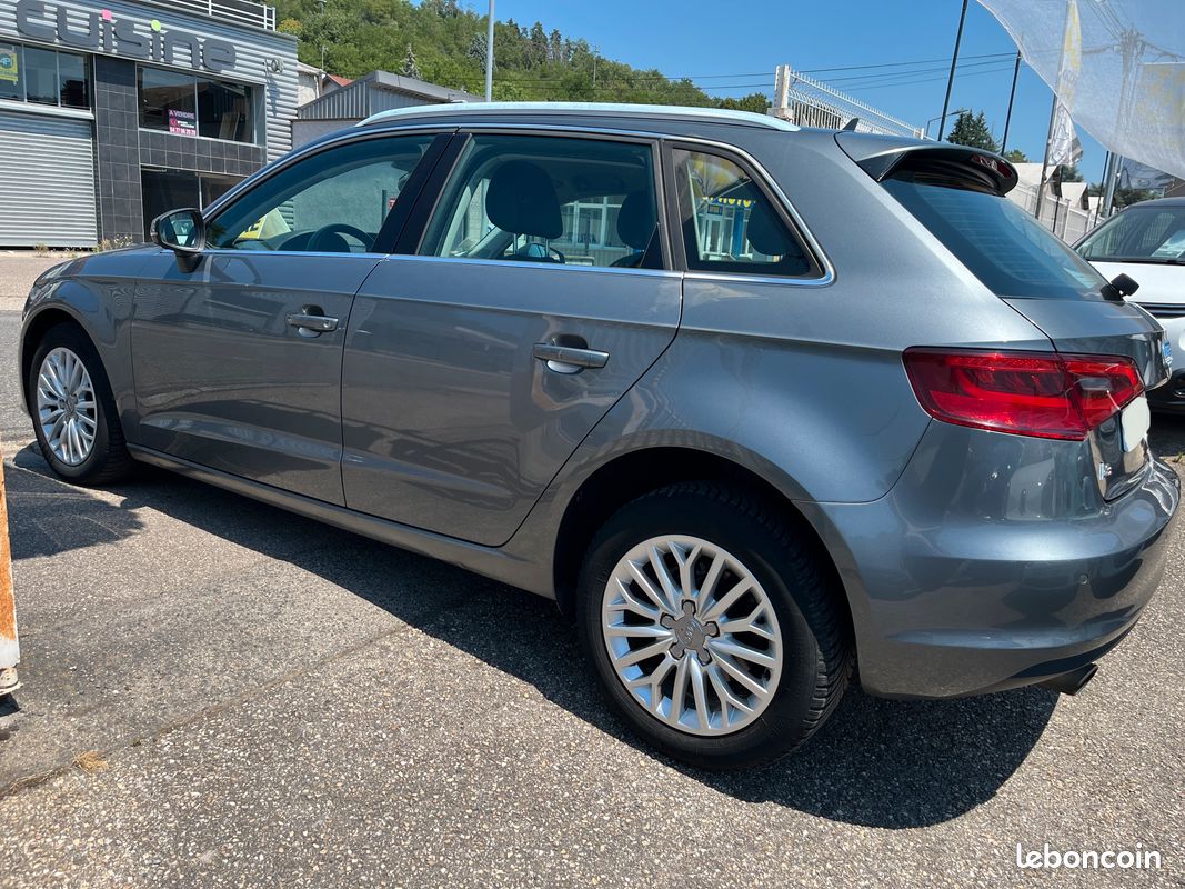 Audi a3 sportback essence 1.2 tfsi 110cv gps clim possibilité garantie 12 / 24 / 36 mois (image 4)