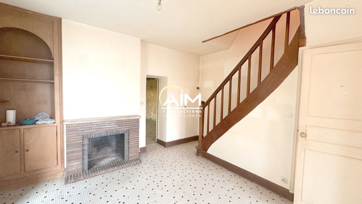 Maison 7 pièces 166 m² · à Nazelles-Négron · 166 m² · 225 800 €