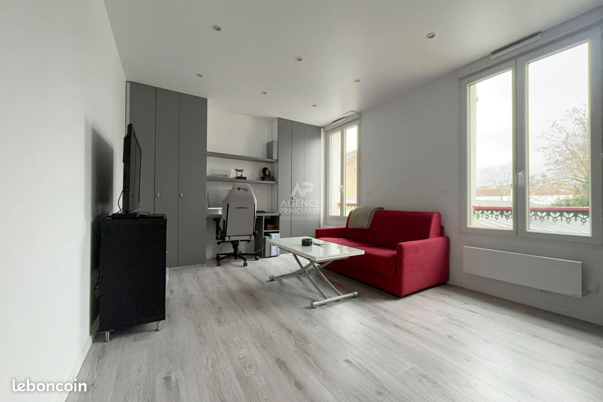 Appartement 1 pièce 24 m² · à Poissy · 24 m² · 748 €/mois
