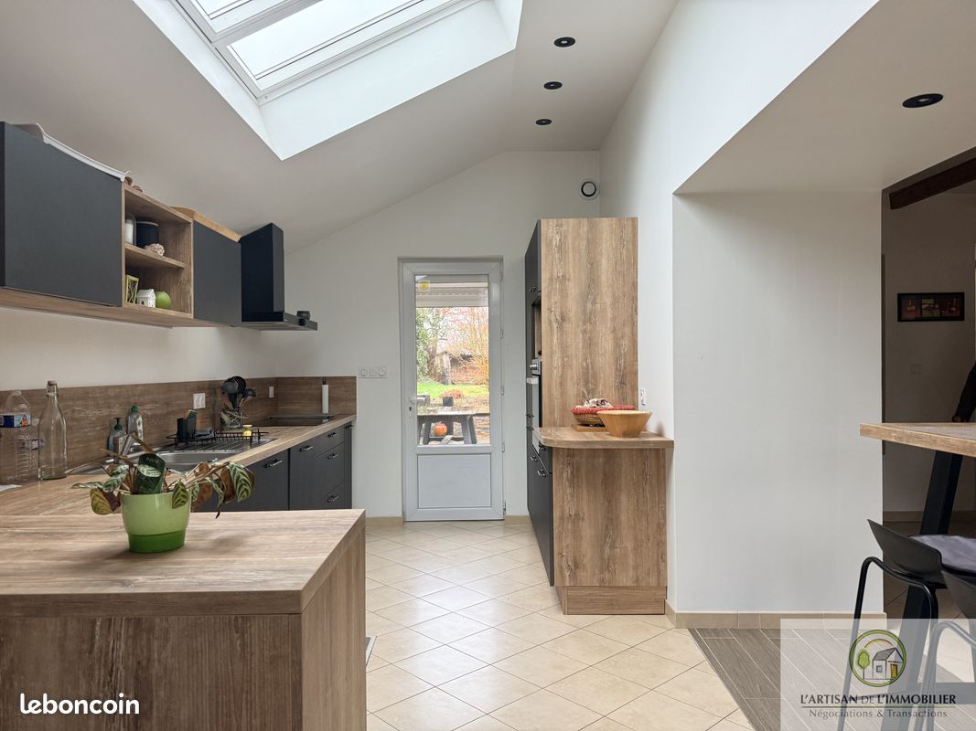 Maison 6 pièces 162 m² · à Pont-Péan · 162 m² · 399 000 €