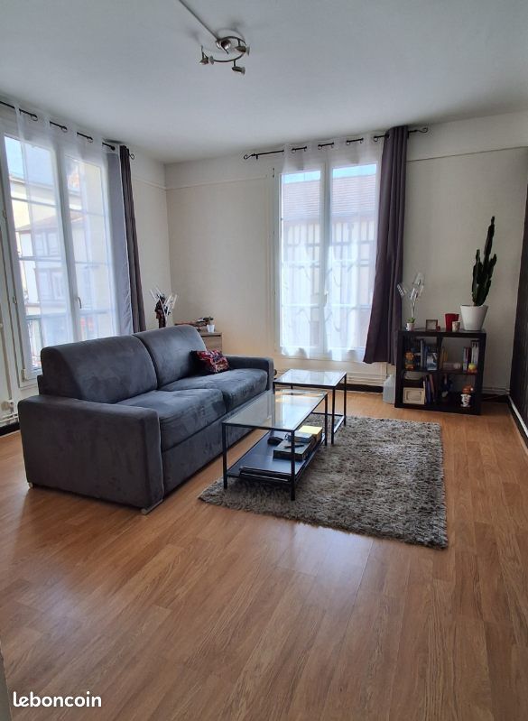 Appartement 2 pièces 70 m² · à Vitry-le-François · 70 m² · 460 €