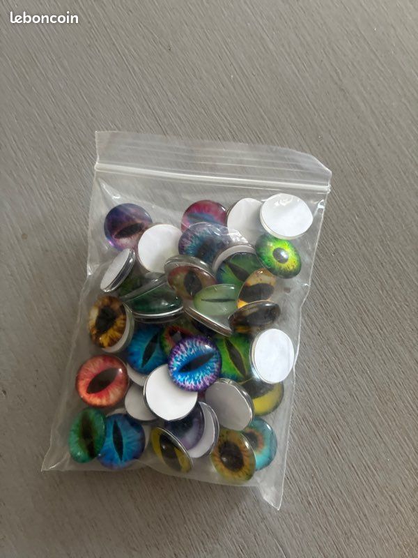 Sachet de plusieurs yeux pour peluche ou autres neufs (image 1)