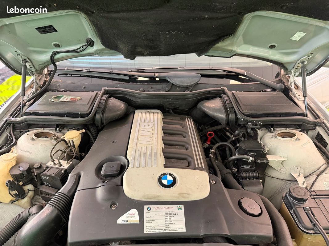 BMW SERIE 5 530d Pack A-CLIMATISATION AUTOMATIQUE (image 19)