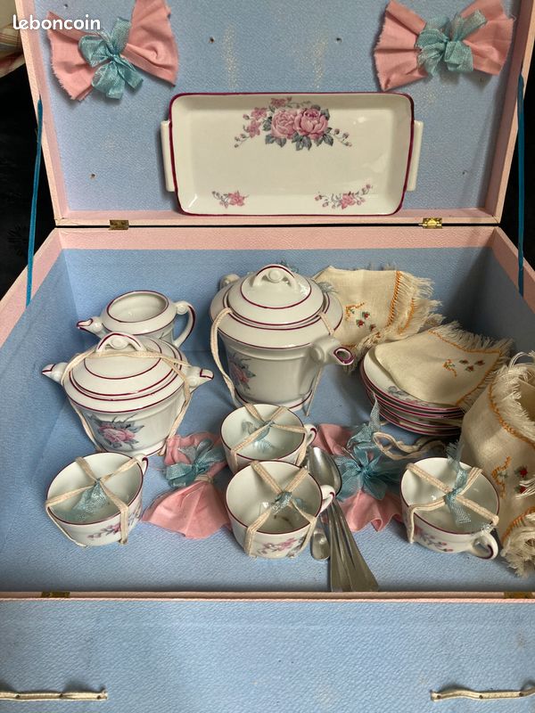 Coffret Dinette Ancienne BRIGITTE – Porcelaine – Jouet Français – Vintage