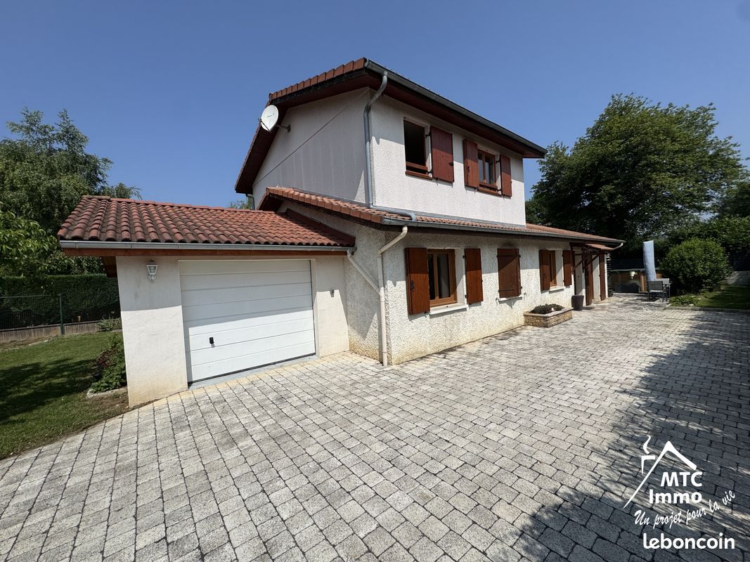 Maison 6 pièces 133 m² · à Charvieu-Chavagneux · 133 m² · 349 000 €