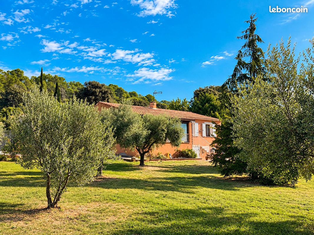 Maison 4 pièces 150 m² · à Régusse · 150 m² · 399 000 €