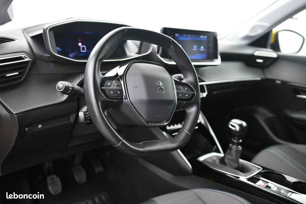 PEUGEOT 208 PureTech 100 S&S BVM6 Allure (image 12)