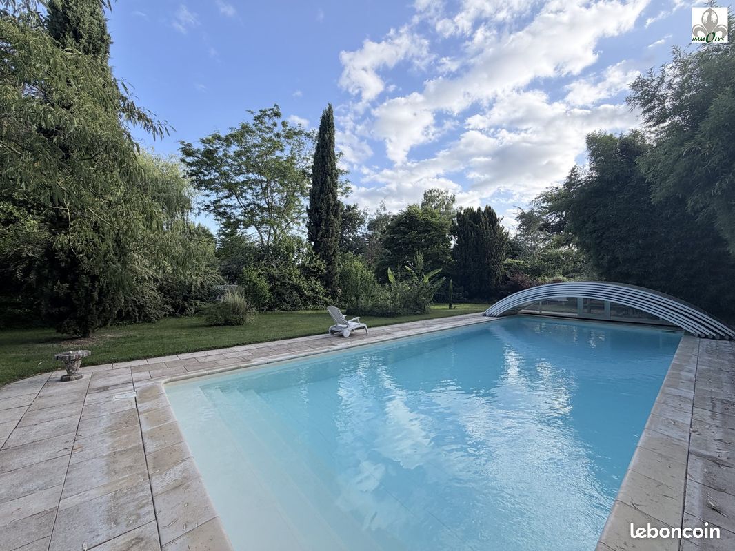 Maison 6 pièces 123 m² · à Mont-lès-Seurre · 123 m² · 342 500 €