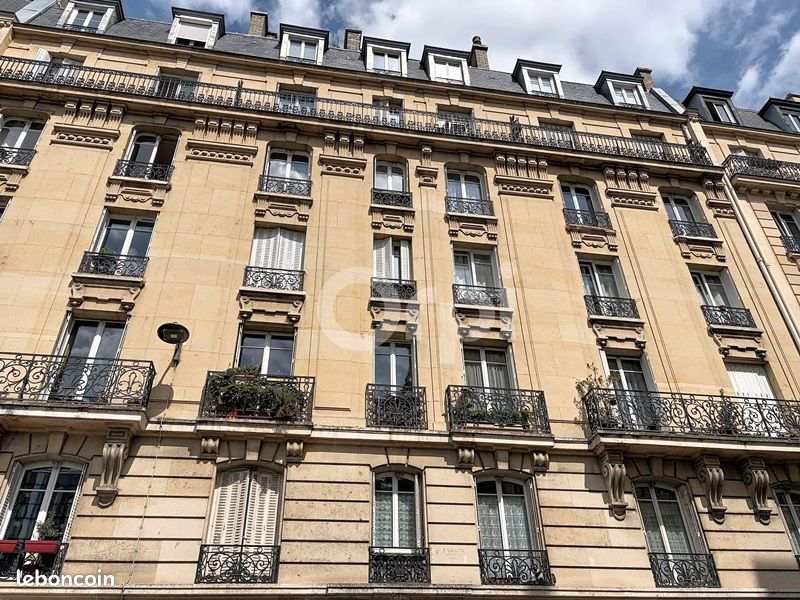 Appartement 4 pièces 71 m² · à Paris · 71 m² · 828 000 €