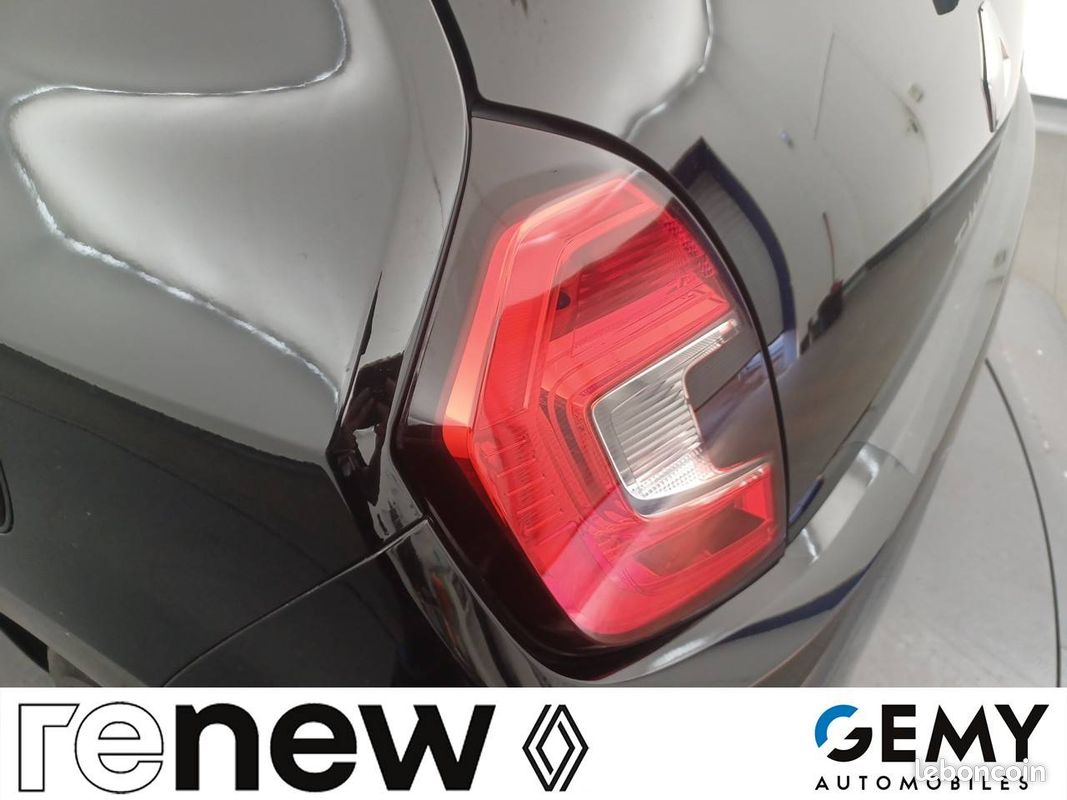 RENAULT Twingo III E-Tech SL Urban Night (image 20)