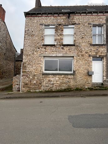 Maison à louer à étage