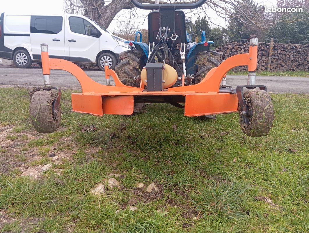 Gyrobroyeur pour micro tracteur - Jardin & Plantes