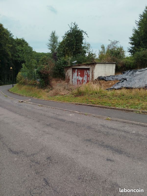 Terrain a bâtir 450m2+garage 35m2 · à Yvernaumont · 45 000 €
