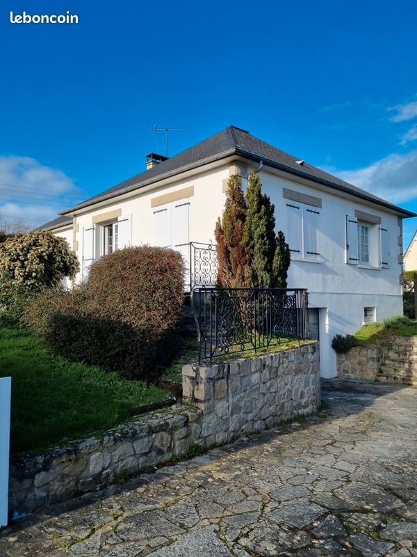 Maison 4 pièces 109 m² · à Saint-Jean-sur-Mayenne · 109 m² · 160 000 €