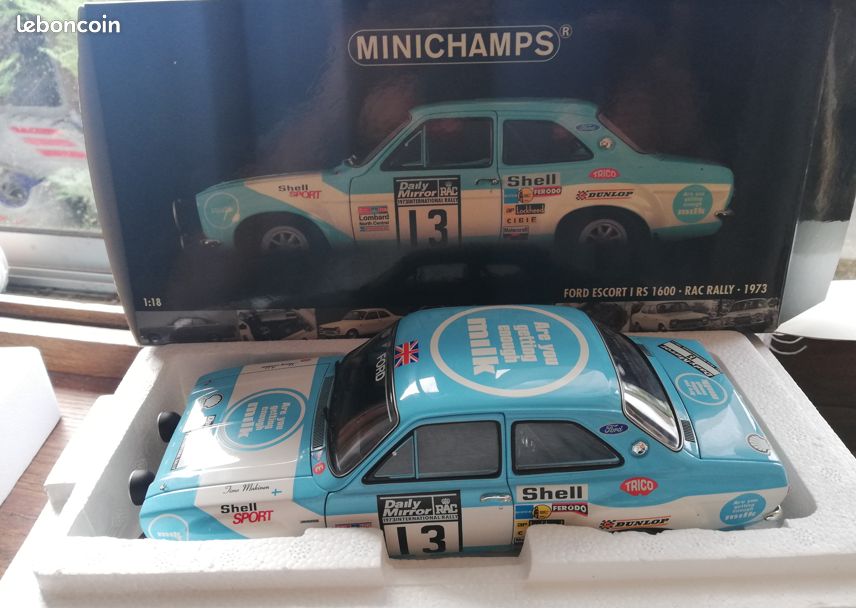 Modèle Réduit Ford Escort RS 1600 Rally WRC 1:24 - Auto Légendaire Des