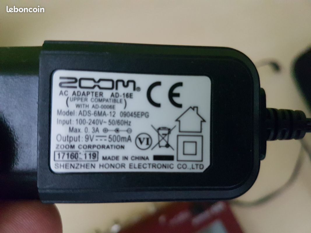 Zoom b3n multi effets stéréo pour basse (image 2)