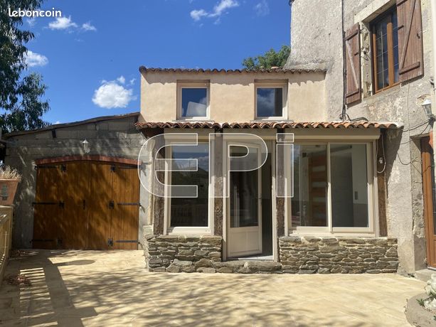 Maison 12 pièces 232 m²