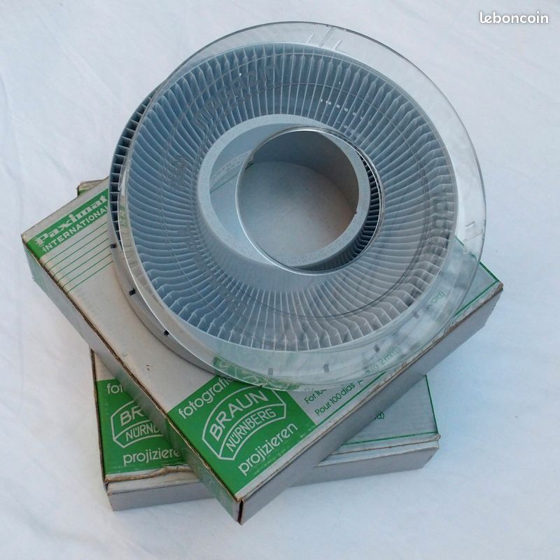 Lot De 1 Ou 2 Carrousels Pour Diapositives Braun Paximat 100 Vues - Comme Neufs