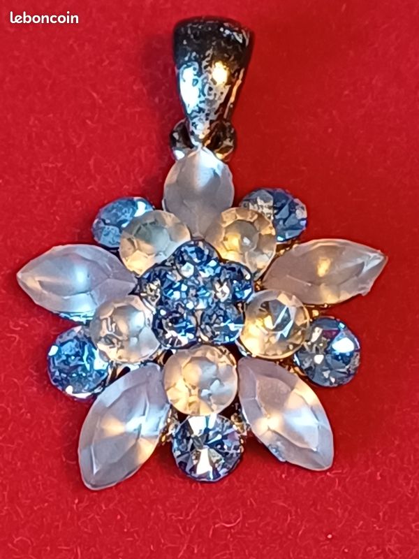 Pendentif Vierge Miraculeuse or 750/00 zircons rond 2,7 gr | vente en