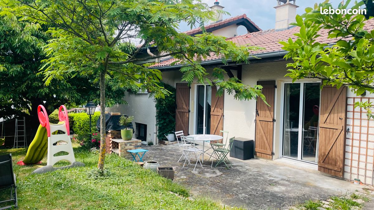 Maison 4 pièces 88 m² · à Saint-Priest-en-Jarez · 88 m² · 280 000 €
