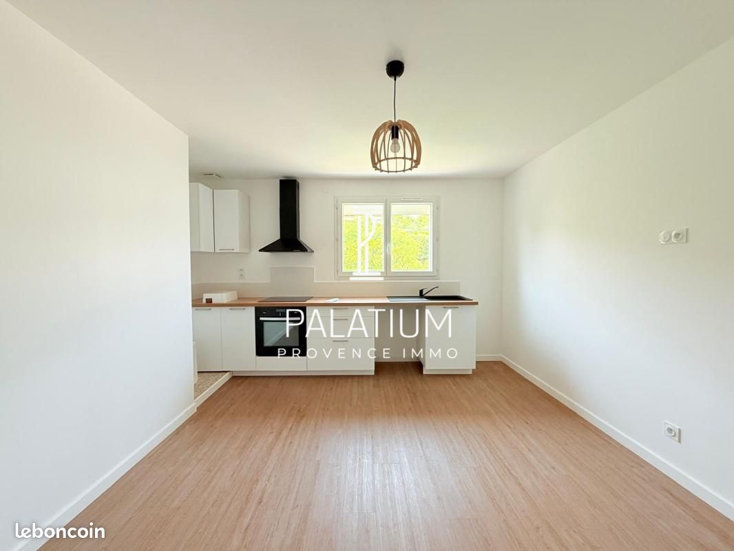 Appartement 2 pièces 33 m² · à La Fare-les-Oliviers · 33 m² · 145 000 €