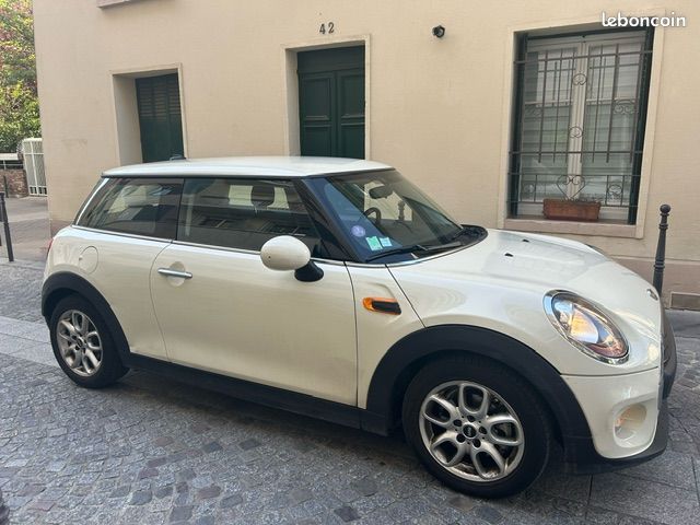 Vends mini one, 1.2 essence 3 portes, 102 ch année 2017 très peu roulée (image 1)