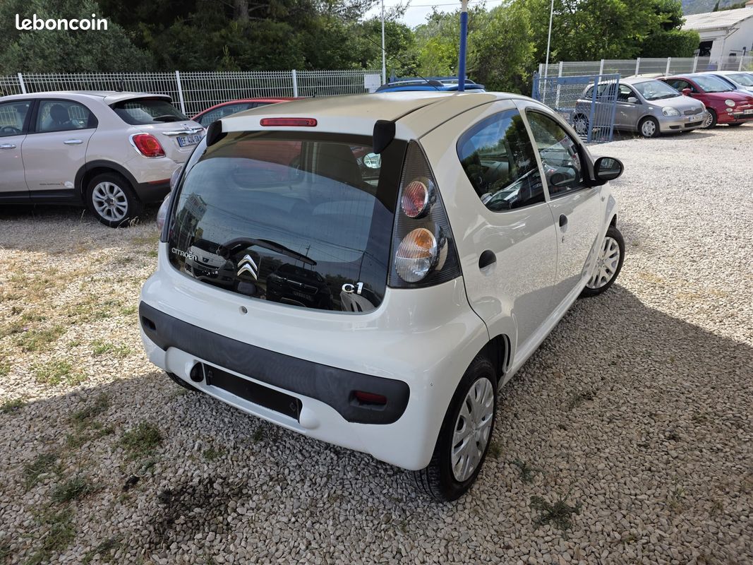 CITROËN C1 Phase 2 5 Portes 1.0 i 70 cv (image 2)