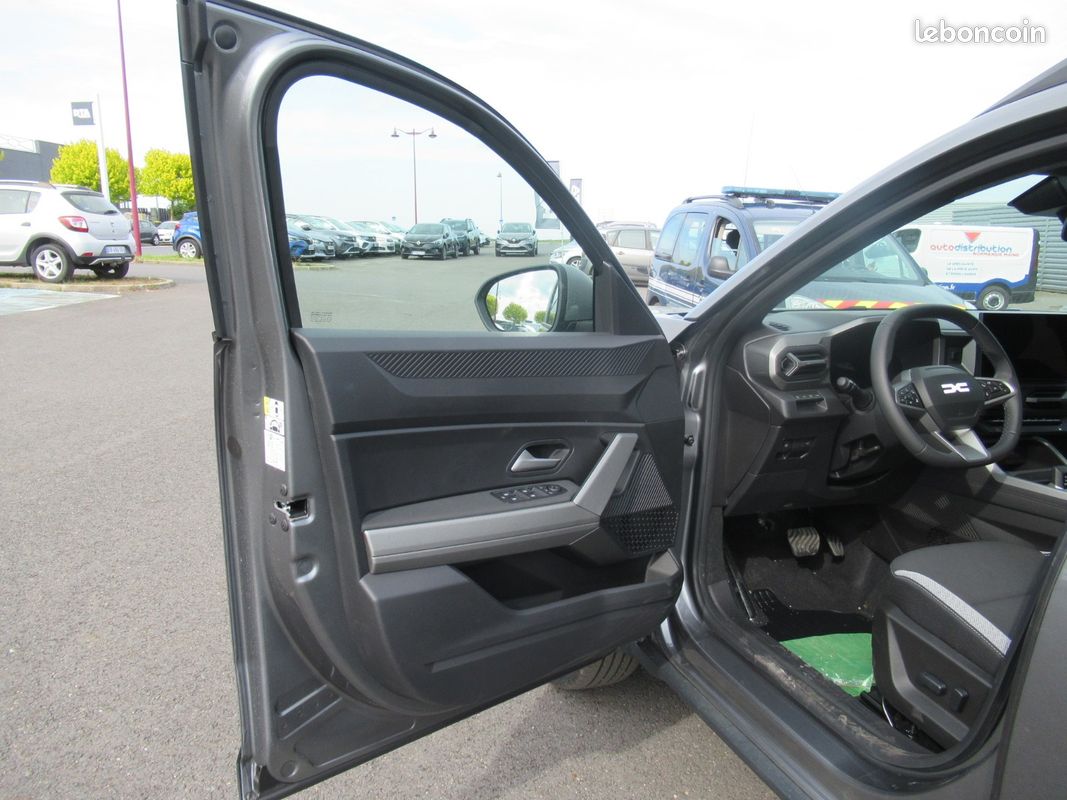 Dacia dacia bigster journey 1.8 hybrid 155cv journey (image 24)