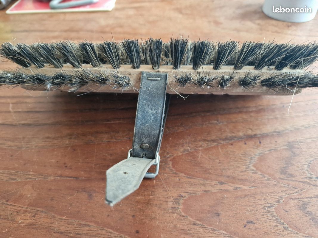 Patin pour frotter parquet (image 3)