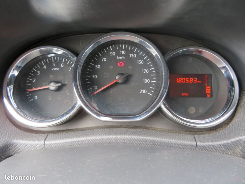 Dacia DUSTER 1.5 DCI 110CH PRESTIGE 4X4 (image 12)